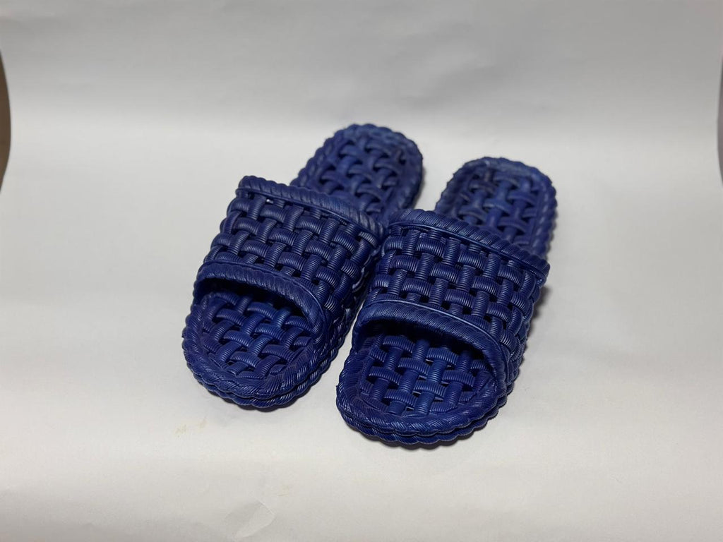 Men’s Everyday Comfort Plastic Slippers – Lightweight | Durable | Easy Wear