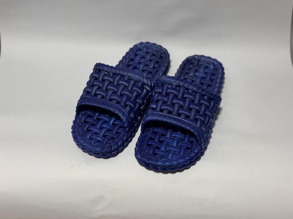 Men’s Everyday Comfort Plastic Slippers – Lightweight | Durable | Easy Wear