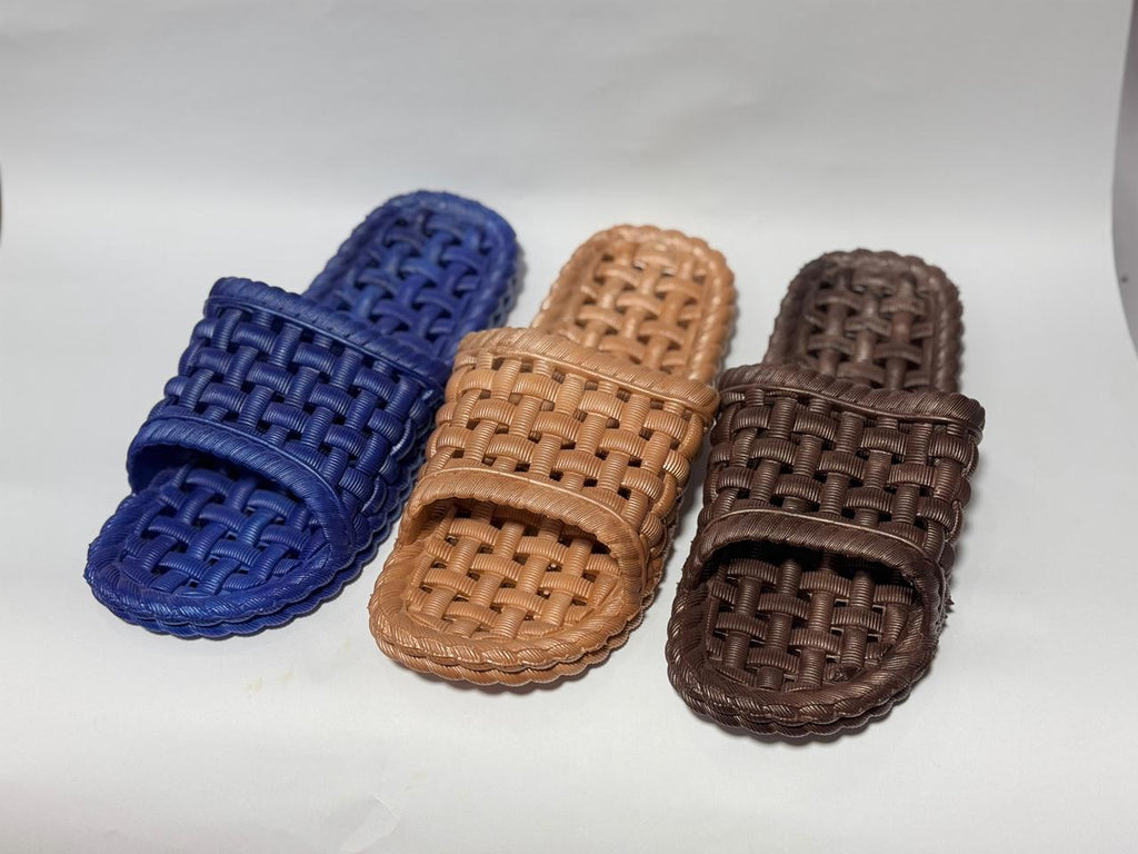 Men’s Everyday Comfort Plastic Slippers – Lightweight | Durable | Easy Wear